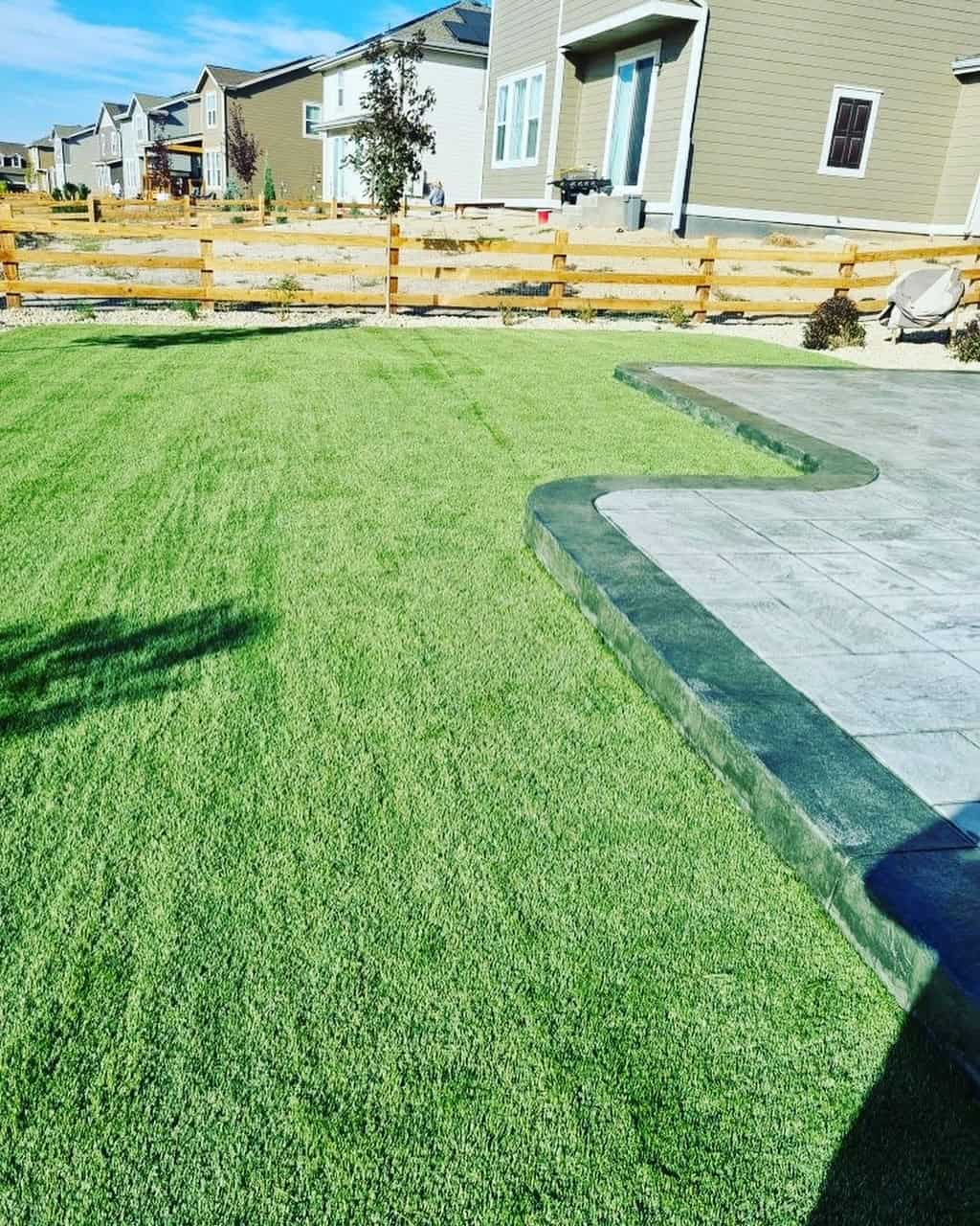 ColoradoScaping project with boulders and dry creekbed in Colorado